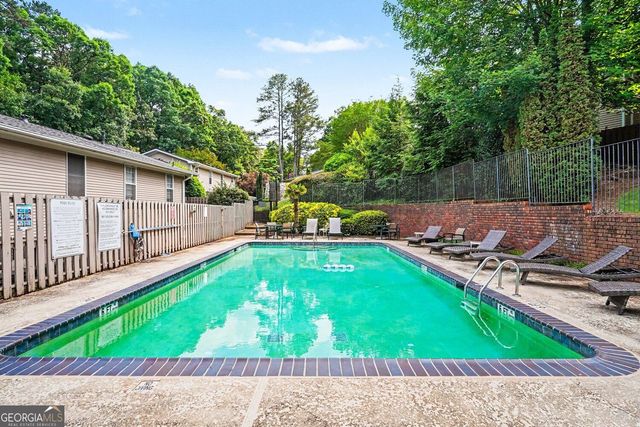 1104 Moorestown Circle, Decatur, GA 30033
