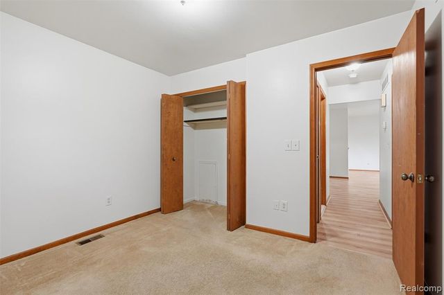 14897 Dover Court, Shelby Twp, MI 48315