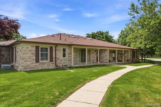 14897 Dover Court, Shelby Twp, MI 48315