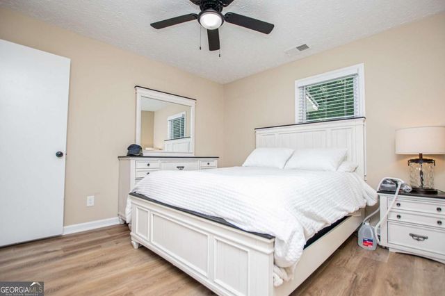 35 Jiles Road, Carrollton, GA 30117