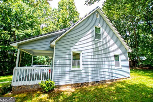 35 Jiles Road, Carrollton, GA 30117