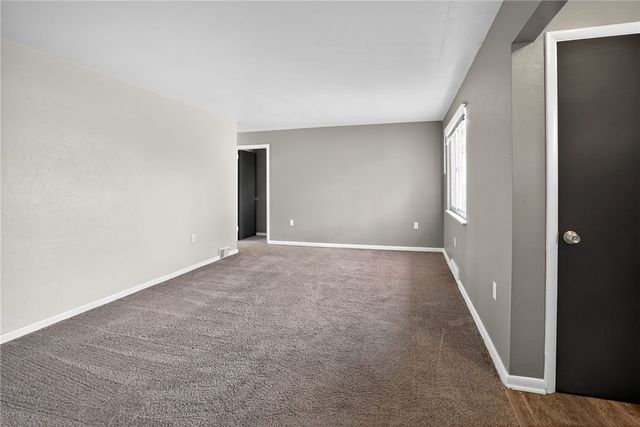 205 Sandle Ave, Mccandless, PA 15237