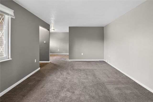 205 Sandle Ave, Mccandless, PA 15237