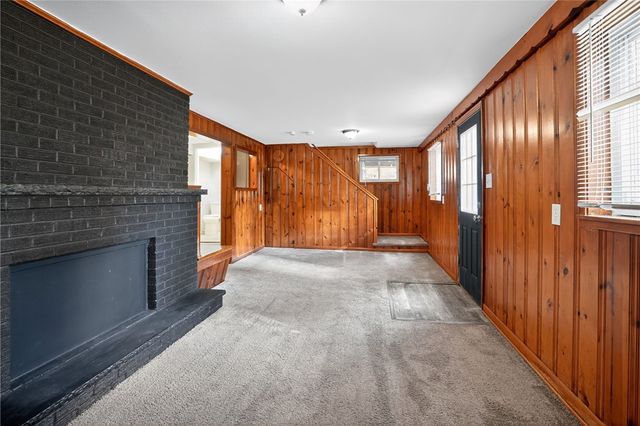 205 Sandle Ave, Mccandless, PA 15237