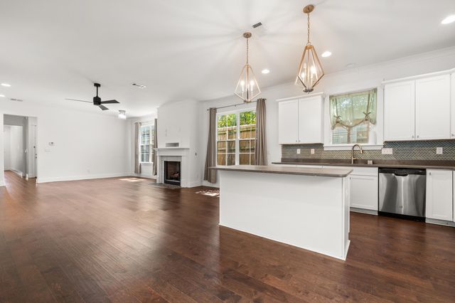 931 BRUCE ST, Memphis, TN 38104