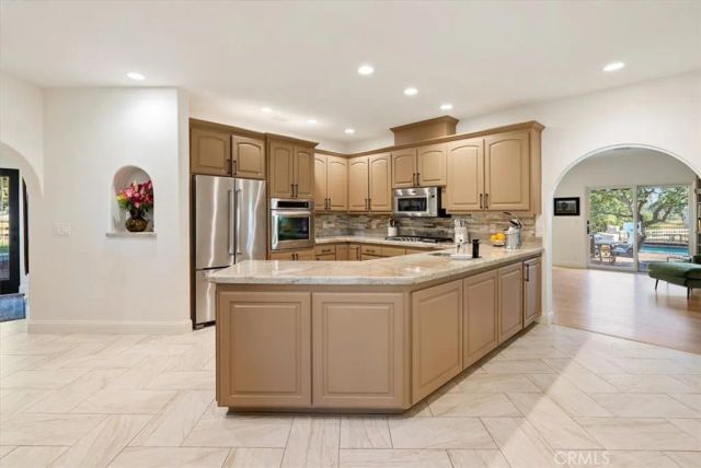 6275 Twin Canyon, Creston, CA 93432