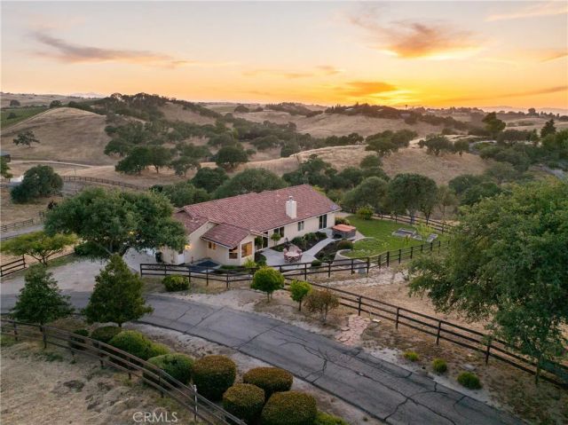 6275 Twin Canyon, Creston, CA 93432