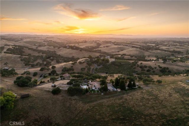 6275 Twin Canyon, Creston, CA 93432