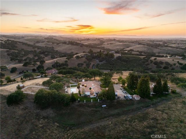 6275 Twin Canyon, Creston, CA 93432