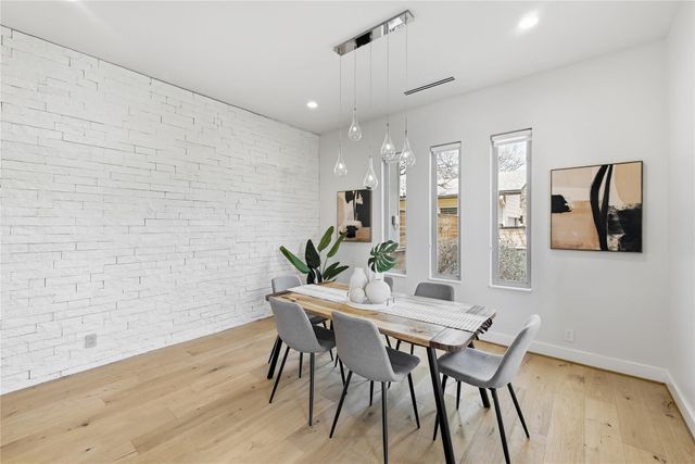 2100 Glendale PL A, Austin, TX 78704