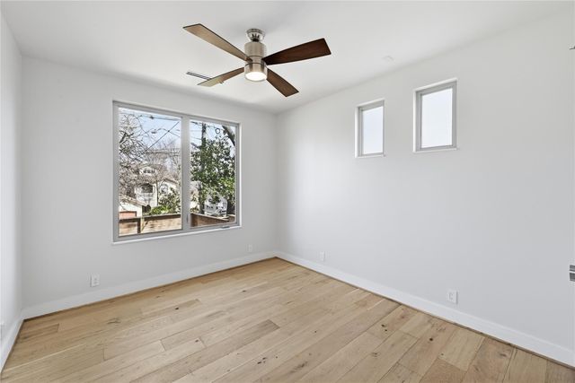 2100 Glendale PL A, Austin, TX 78704