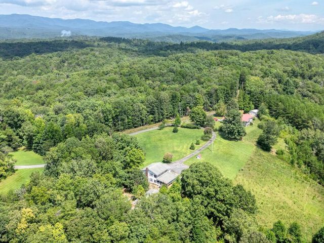 1538 Greenfield Road, Ellijay, GA 30536