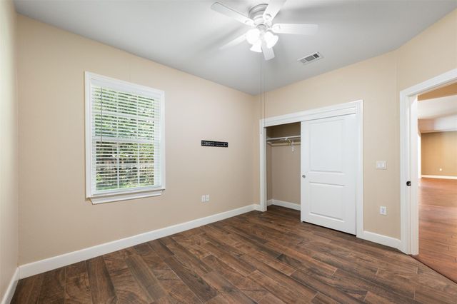 202 River Rock DR, Georgetown, TX 78633
