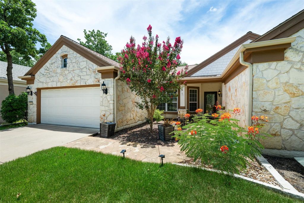 202 River Rock DR, Georgetown, TX 78633