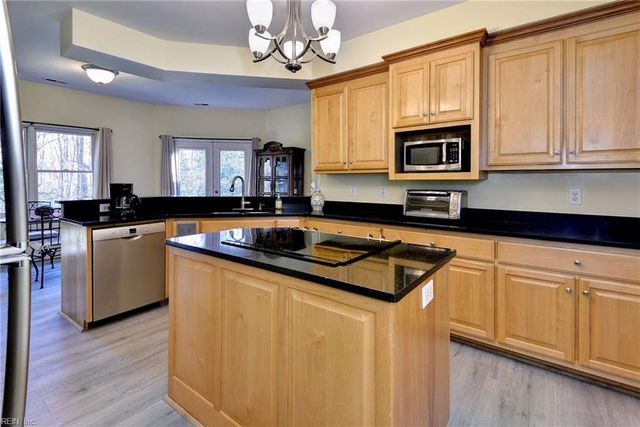 612 Beechwood DR, Williamsburg, VA 23185