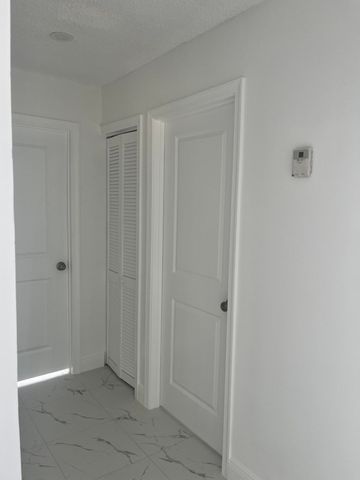 2747 Summit Boulevard, West Palm Beach, FL 33406