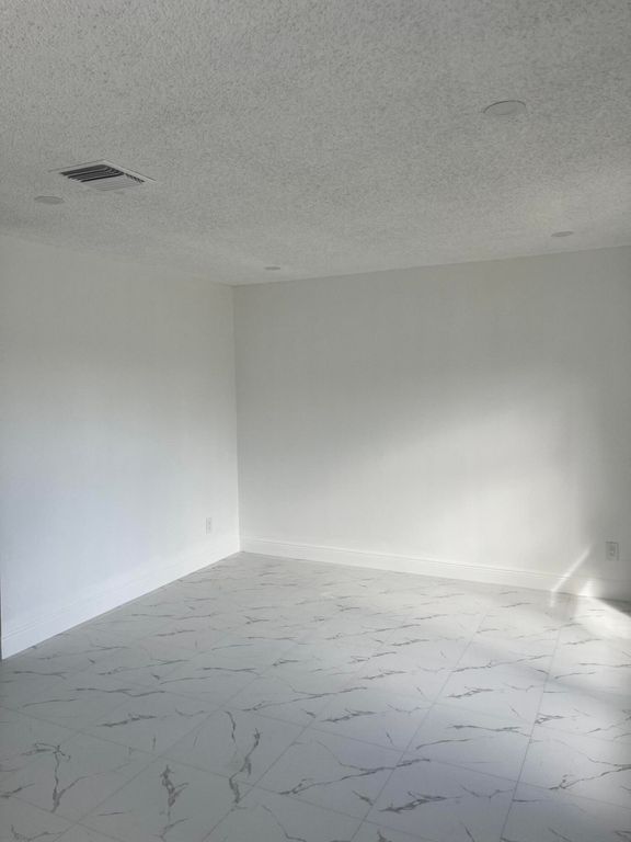 2747 Summit Boulevard, West Palm Beach, FL 33406