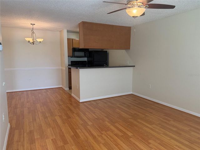 220 LAKE PARSONS GREEN 205, Brandon, FL 33511