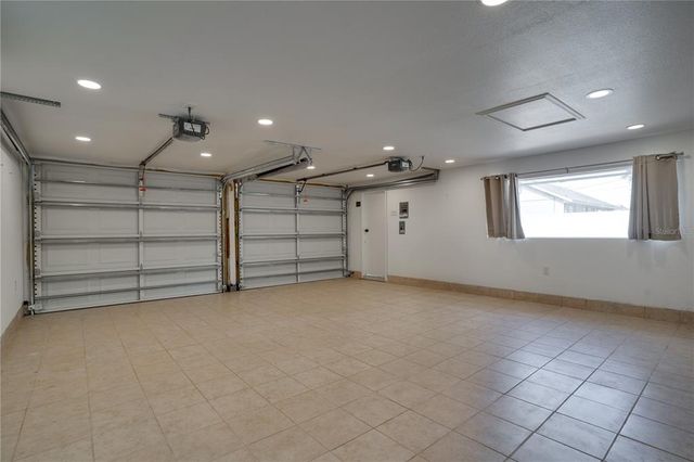 6181 84TH AVENUE N, Pinellas Park, FL 33781