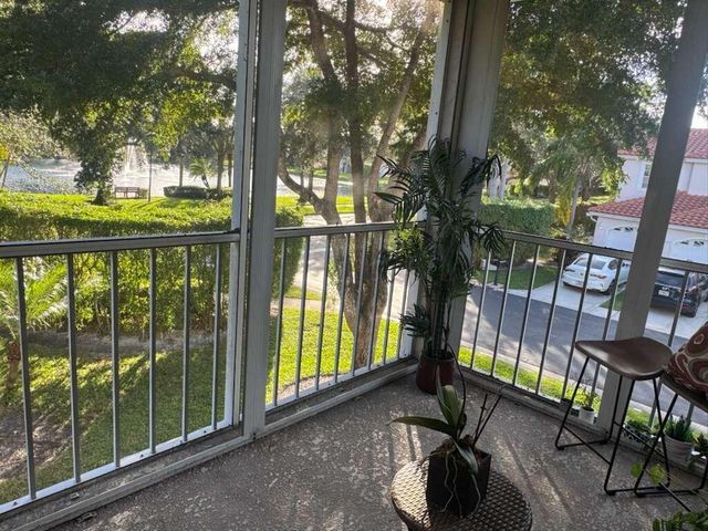 8550 Via Romana 2, Boca Raton, FL 33496