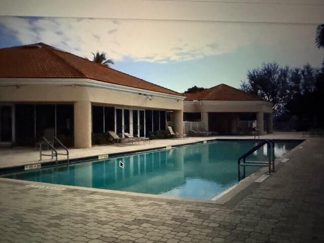 8550 Via Romana 2, Boca Raton, FL 33496