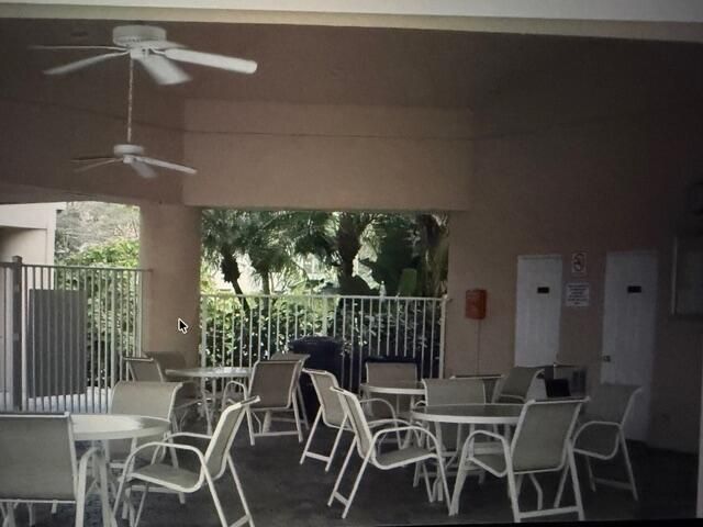 8550 Via Romana 2, Boca Raton, FL 33496