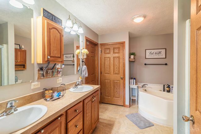 1460 Hamilton Road, Lynx, OH 45665