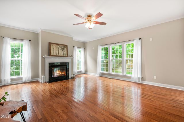 1128 Woodlands Creek Way, Apex, NC 27502