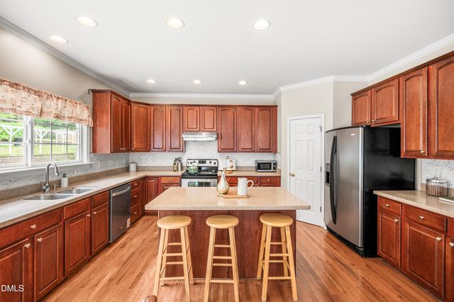 1128 Woodlands Creek Way, Apex, NC 27502