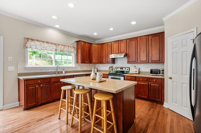 1128 Woodlands Creek Way, Apex, NC 27502