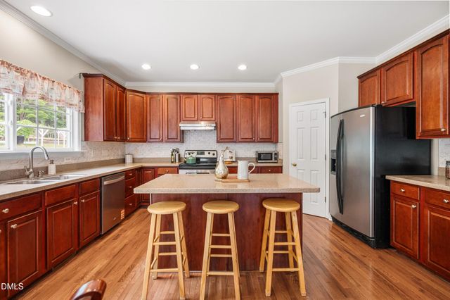 1128 Woodlands Creek Way, Apex, NC 27502