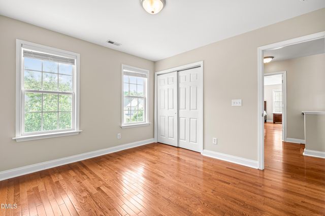 1128 Woodlands Creek Way, Apex, NC 27502