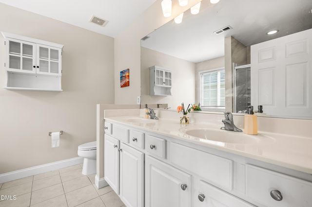 1128 Woodlands Creek Way, Apex, NC 27502
