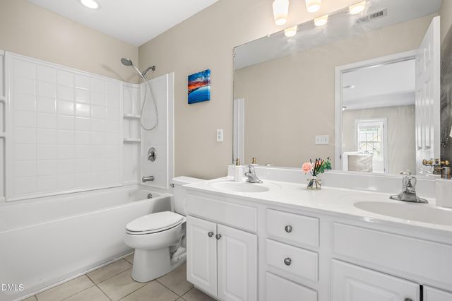 1128 Woodlands Creek Way, Apex, NC 27502