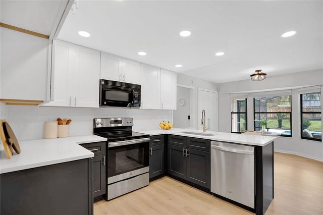 1386 S RIDGE LAKE CIRCLE, Longwood, FL 32750