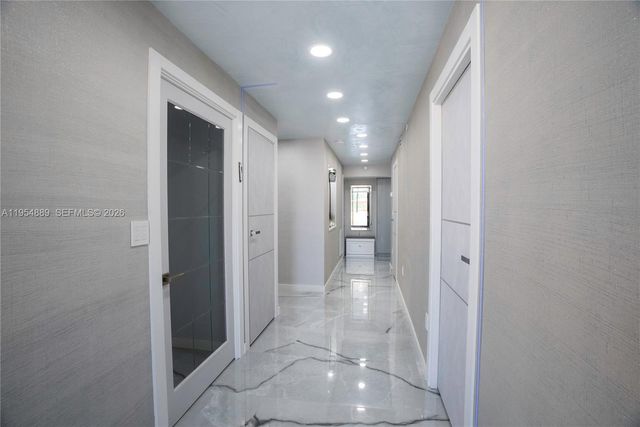 210 174th Street 309, Sunny Isles Beach, FL 33160