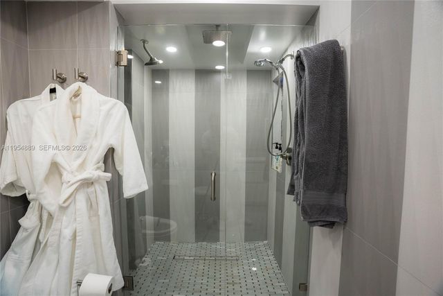 210 174th Street 309, Sunny Isles Beach, FL 33160