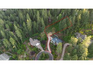 Pine View Ct, Eugene, OR 97405