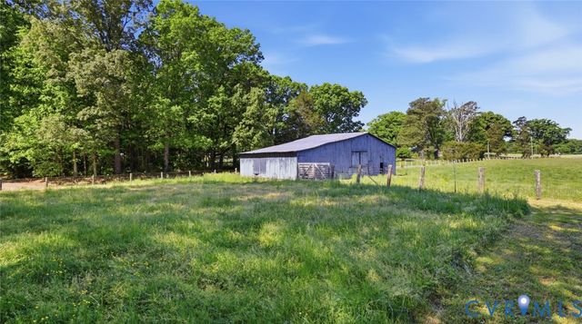 688 Three Chopt Rd, Goochland, VA 23103