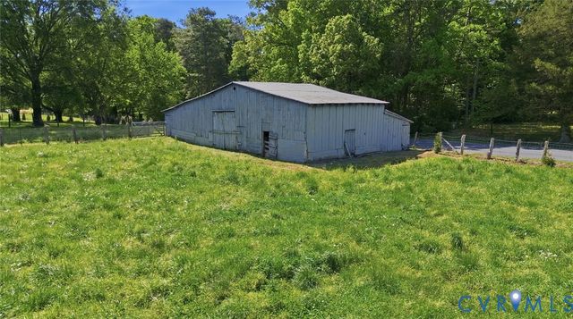 688 Three Chopt Rd, Goochland, VA 23103