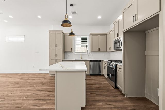 1912 Schweikhardt Street, Houston, TX 77020