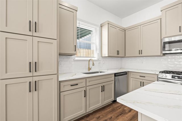 1912 Schweikhardt Street, Houston, TX 77020