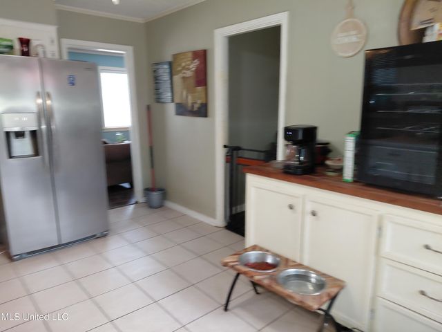 1443 Sheffield Drive, Jackson, MS 39211