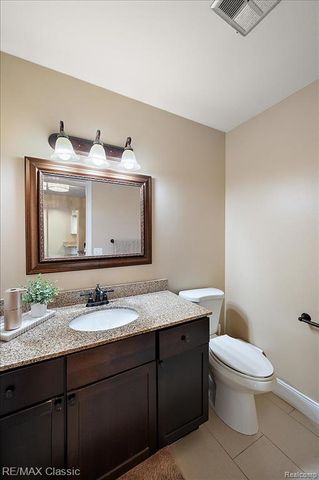 5318 Wright Way Wright Way, West Bloomfield, MI 48322