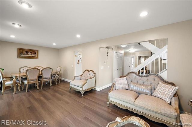 5318 Wright Way Wright Way, West Bloomfield, MI 48322