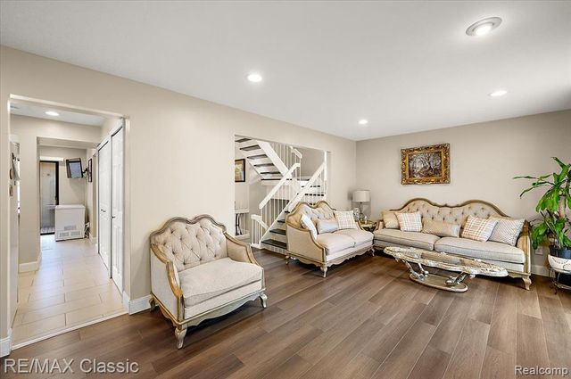 5318 Wright Way Wright Way, West Bloomfield, MI 48322