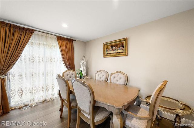 5318 Wright Way Wright Way, West Bloomfield, MI 48322