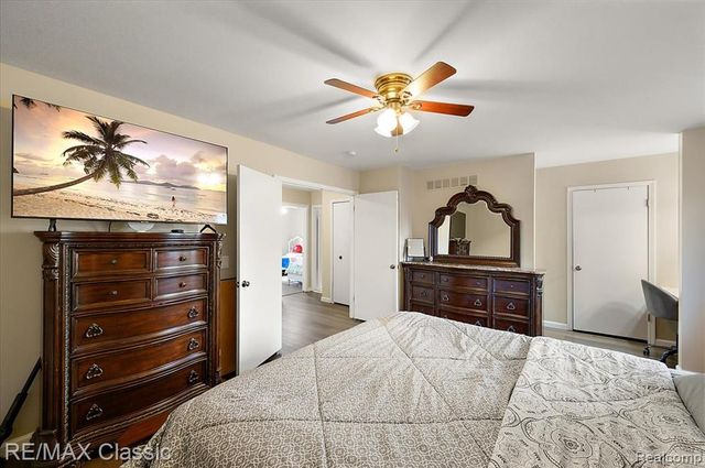 5318 Wright Way Wright Way, West Bloomfield, MI 48322