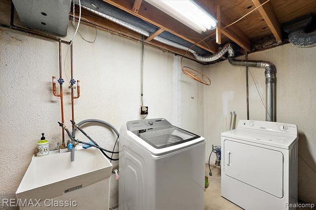 5318 Wright Way Wright Way, West Bloomfield, MI 48322