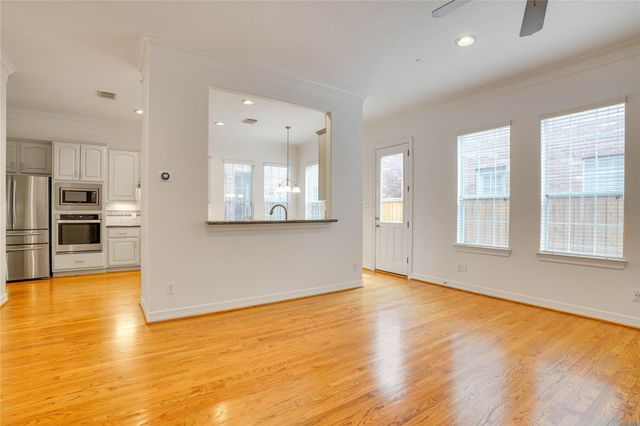 3015 W Park At Fairdale, Houston, TX 77057